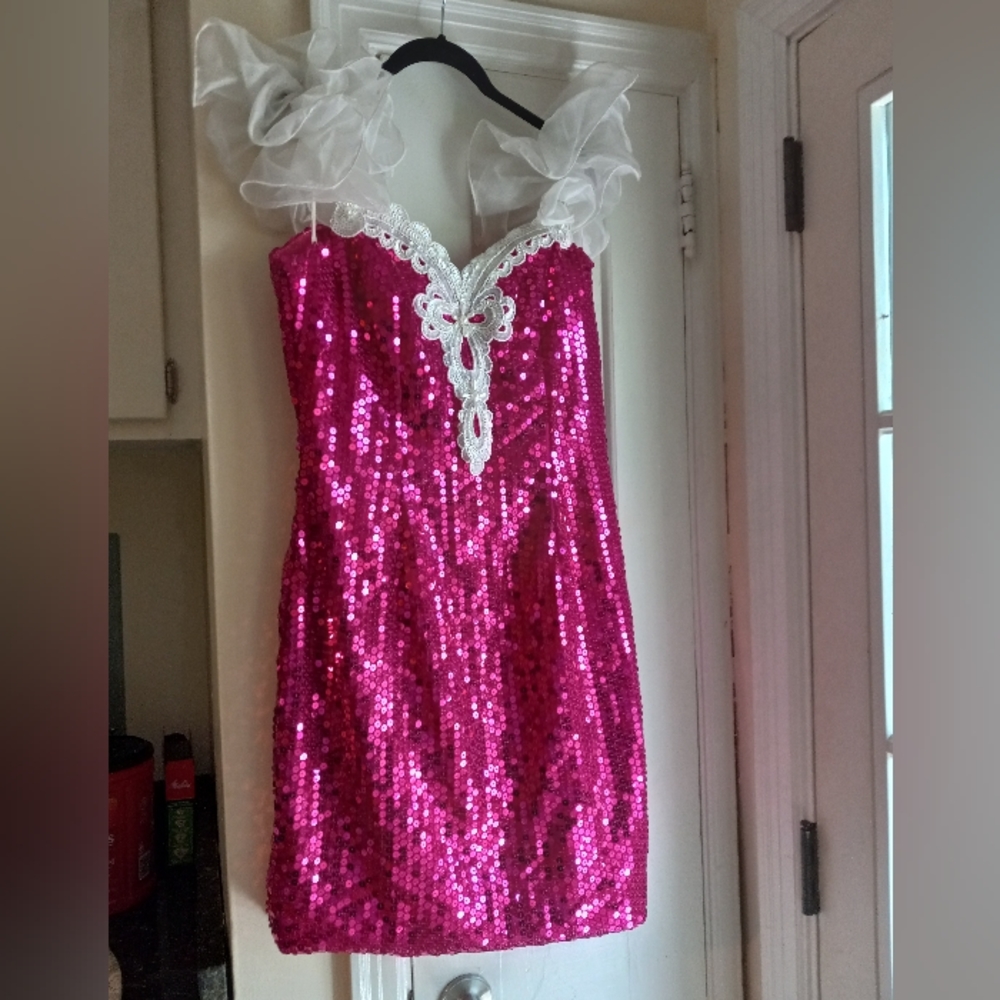 Vintage sequins barbiecore dress